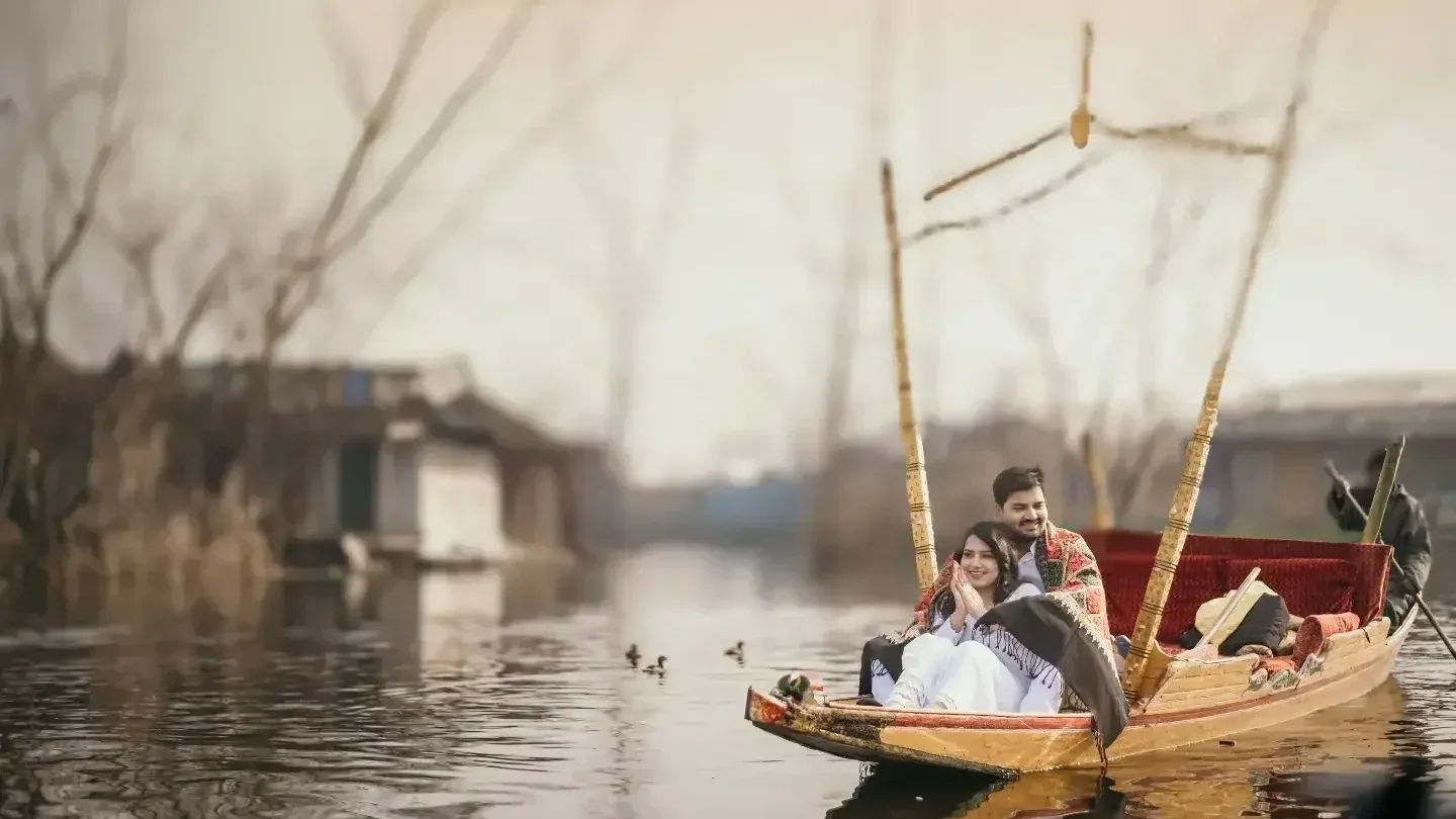 Pre wedding shoot in Faridabad - couple portrait, photo by Riddhi Photography