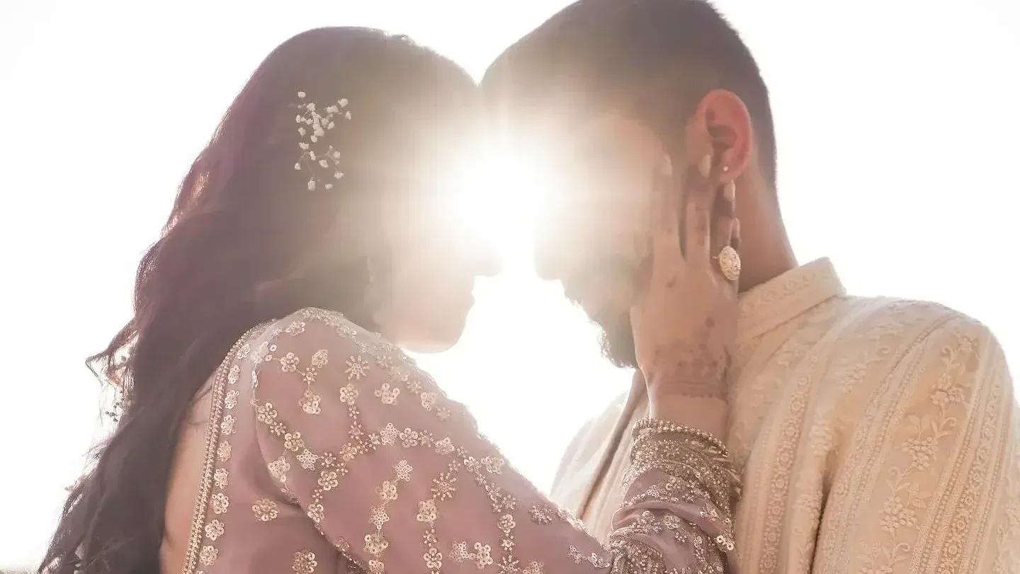 Faridabad pre-wedding couple portrait, photo by Himanshu Babbar Photography